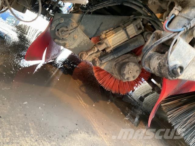 Volvo FH460 清掃車