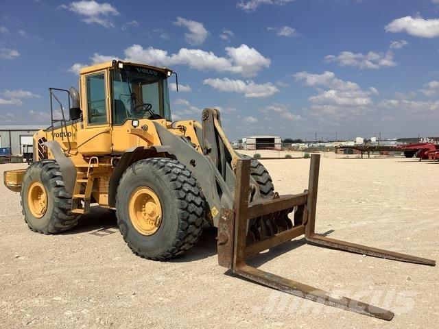 Volvo L110E 輪胎式裝載機