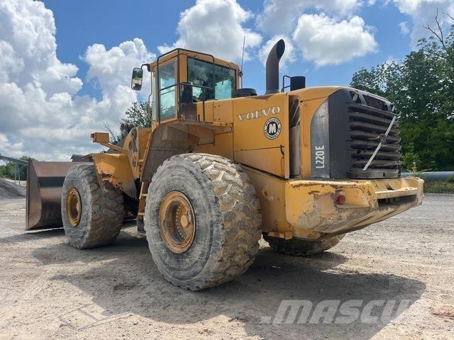 Volvo L220E 輪胎式裝載機