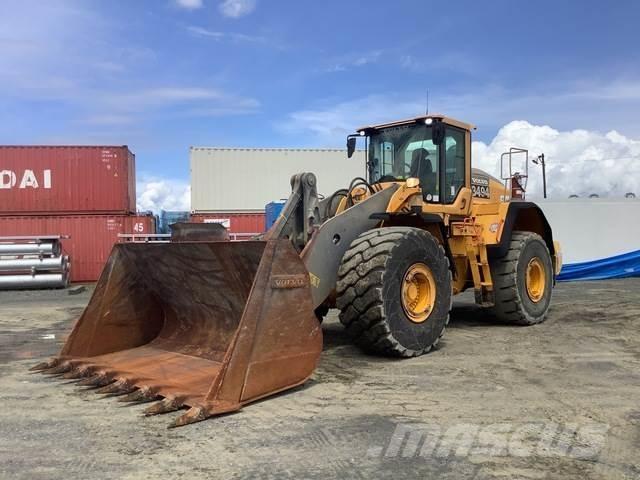 Volvo L220H 輪胎式裝載機
