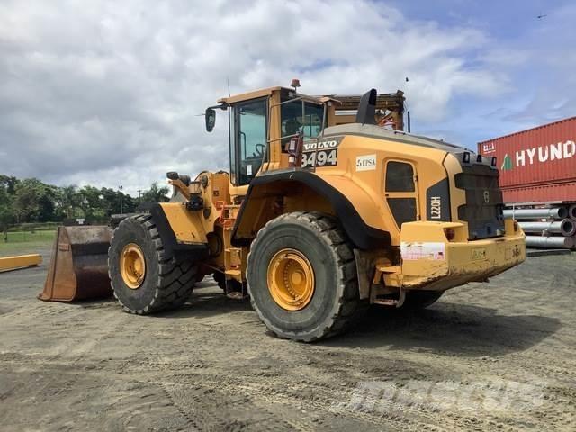 Volvo L220H 輪胎式裝載機