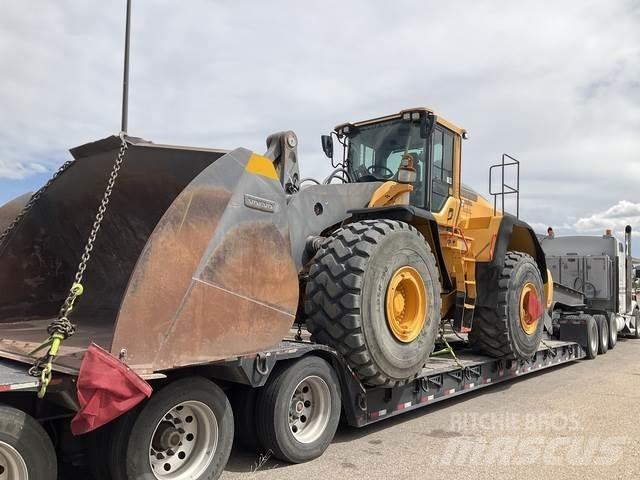 Volvo L220H 輪胎式裝載機