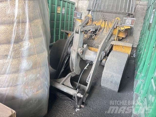 Volvo L35B-Z/D 輪胎式裝載機
