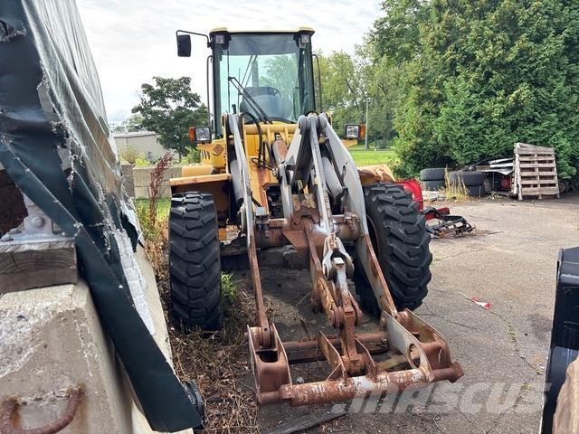 Volvo L40TP 輪胎式裝載機