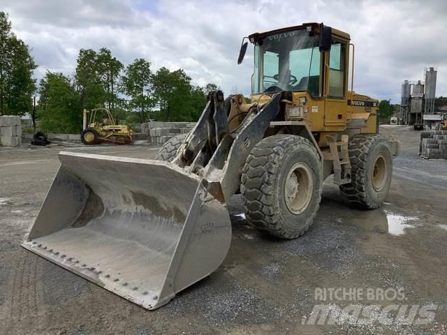 Volvo L70D 輪胎式裝載機