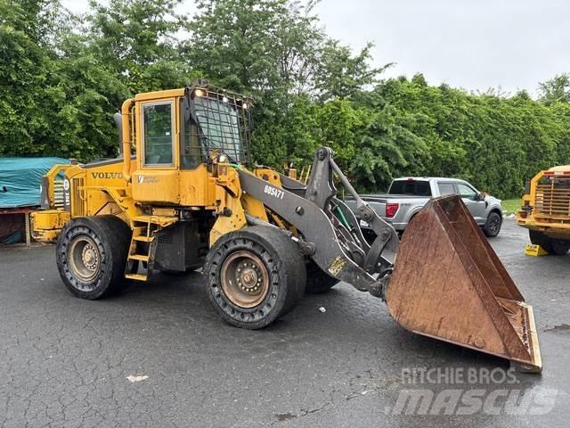 Volvo L90E 輪胎式裝載機