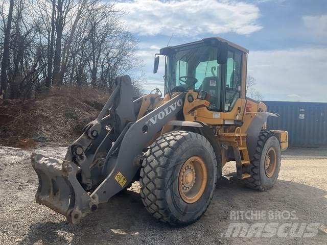 Volvo L90F 輪胎式裝載機