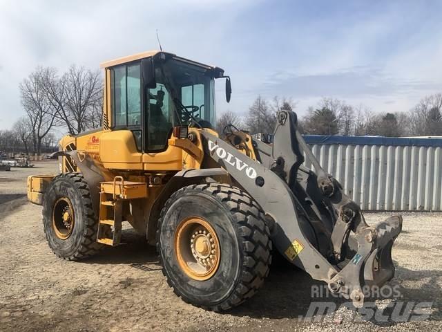Volvo L90F 輪胎式裝載機