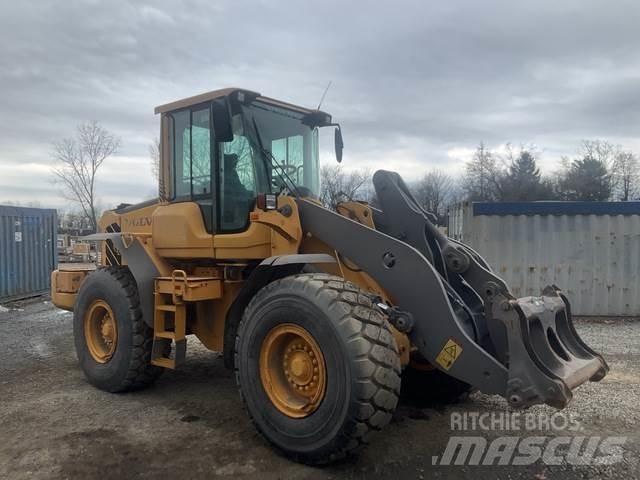 Volvo L90F 輪胎式裝載機