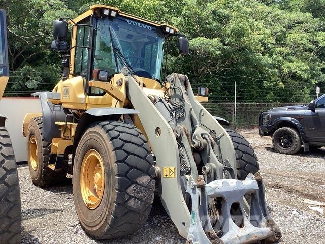 Volvo L90G 輪胎式裝載機