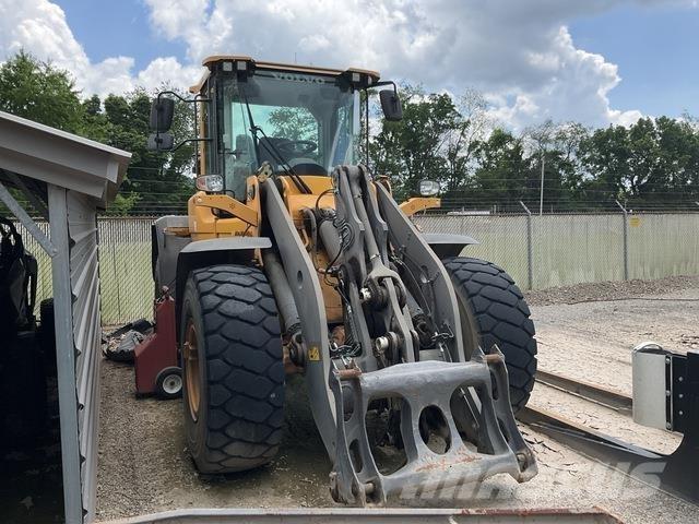 Volvo L90H 輪胎式裝載機