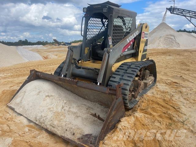 Volvo MC110B 滑移轉向裝載機