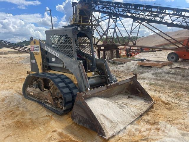 Volvo MC110B 滑移轉向裝載機