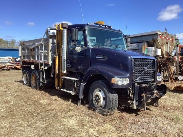 Volvo VHD 傾卸式卡車