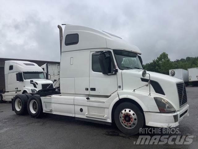 Volvo VNL 曳引機組件