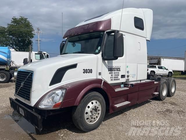 Volvo VNL 曳引機組件