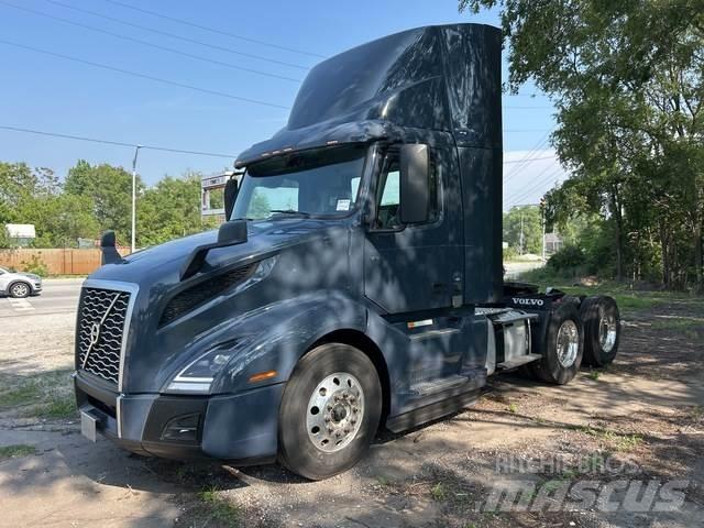 Volvo VNL 曳引機組件