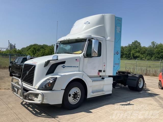 Volvo VNL 曳引機組件
