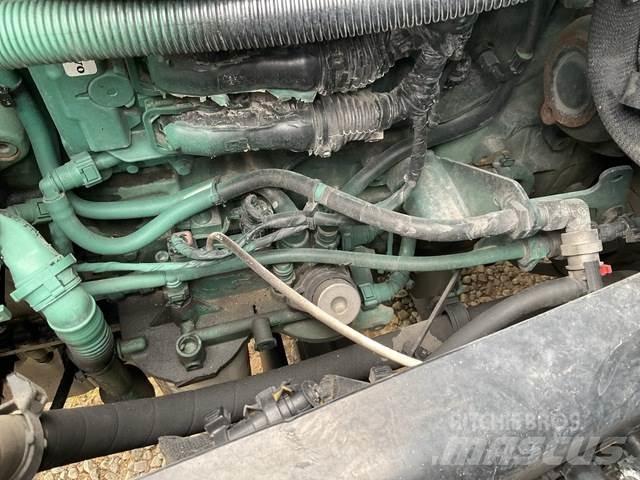Volvo VNL 曳引機組件
