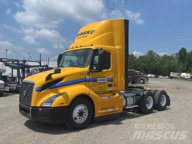 Volvo VNL 曳引機組件