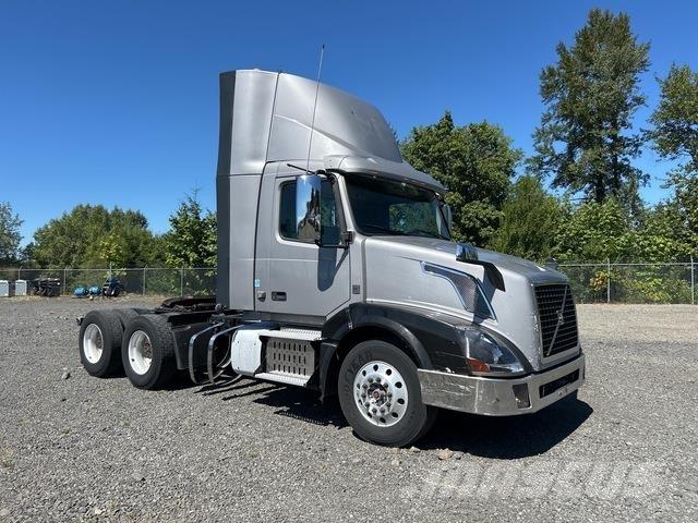Volvo VNL 曳引機組件