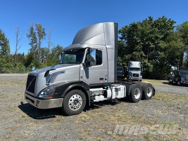 Volvo VNL 曳引機組件