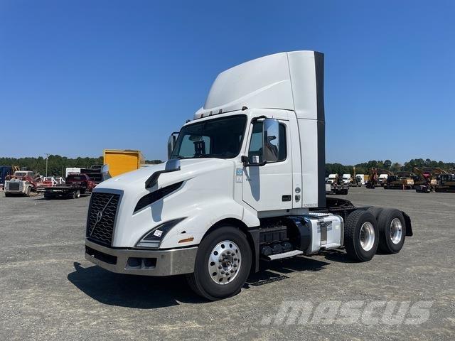 Volvo VNL 曳引機組件