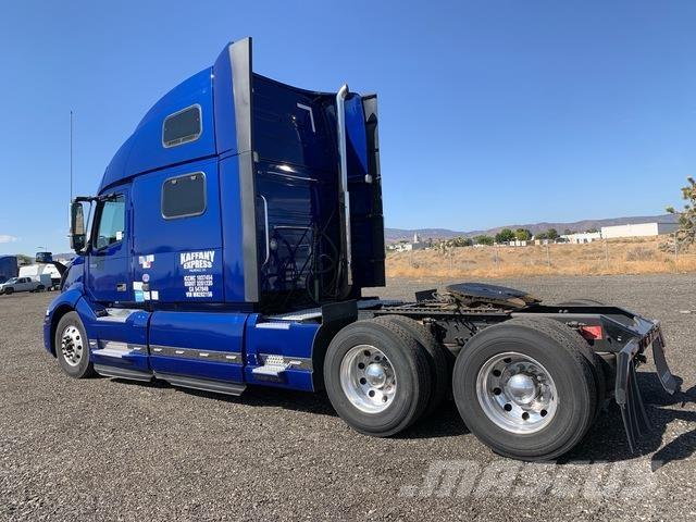 Volvo VNL 曳引機組件