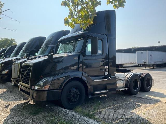 Volvo VNL 曳引機組件
