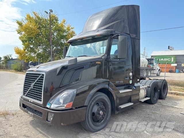 Volvo VNL 曳引機組件