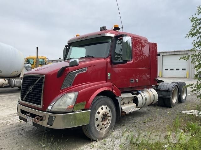 Volvo VNL 曳引機組件