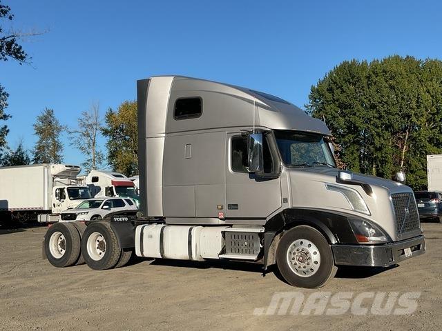 Volvo VNL 曳引機組件