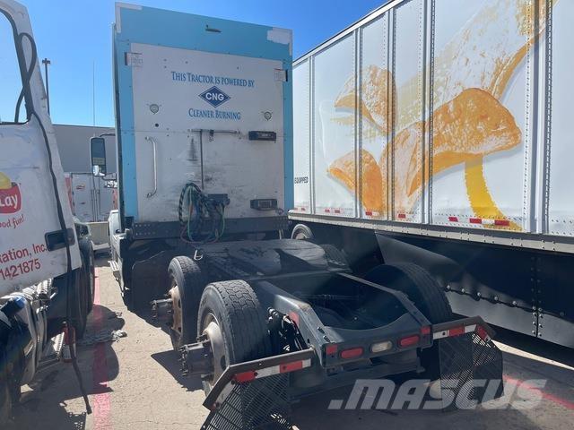 Volvo VNL 曳引機組件