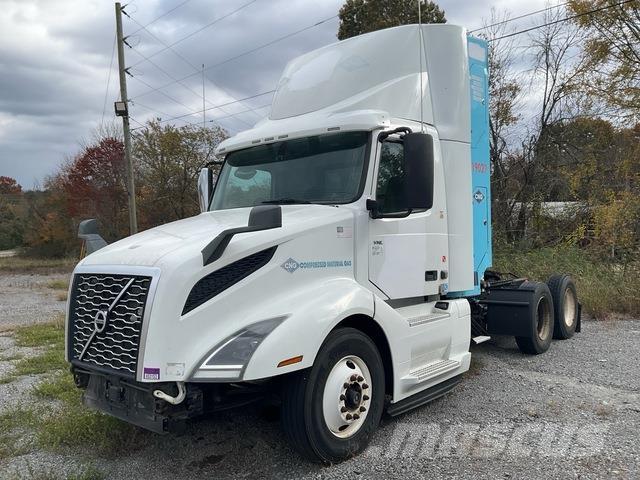 Volvo VNL 曳引機組件