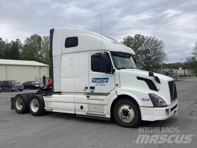 Volvo VNL 曳引機組件