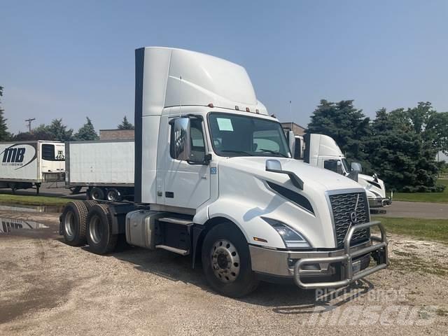 Volvo VNL 300 曳引機組件