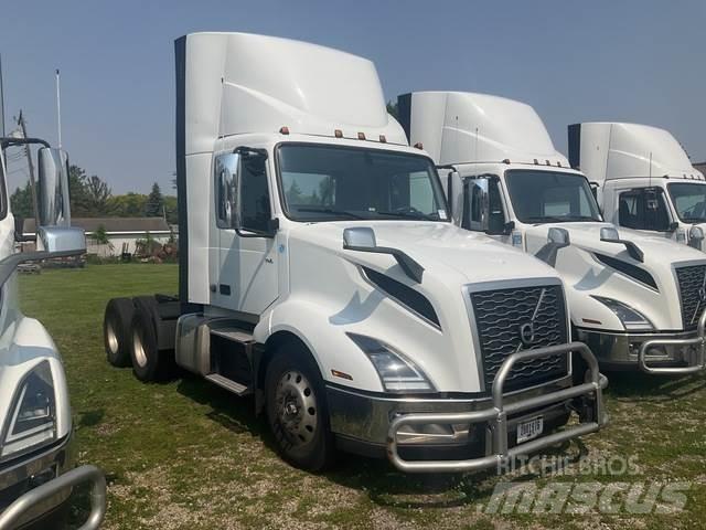 Volvo VNL 300 曳引機組件