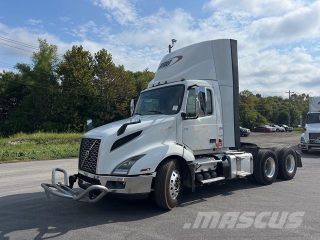 Volvo VNL 300 曳引機組件