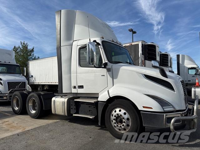 Volvo VNL 300 曳引機組件