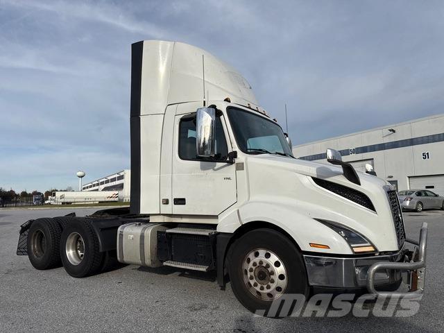 Volvo VNL 300 曳引機組件