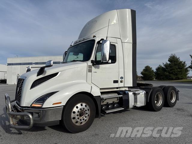 Volvo VNL 300 曳引機組件