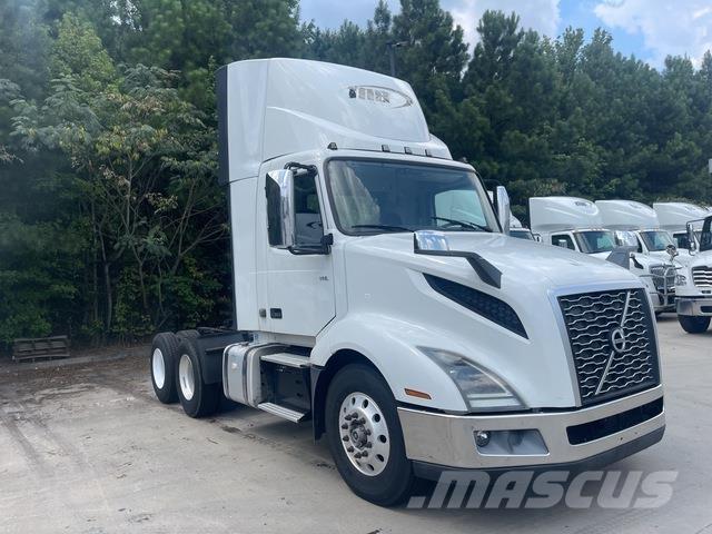 Volvo VNL300 曳引機組件