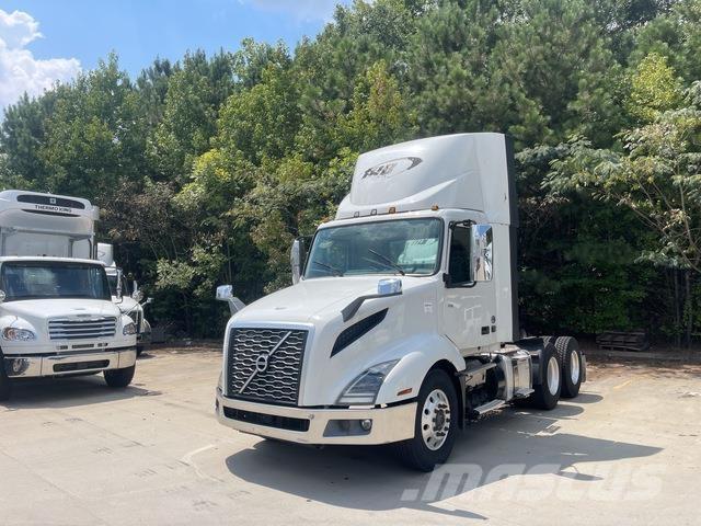 Volvo VNL300 曳引機組件