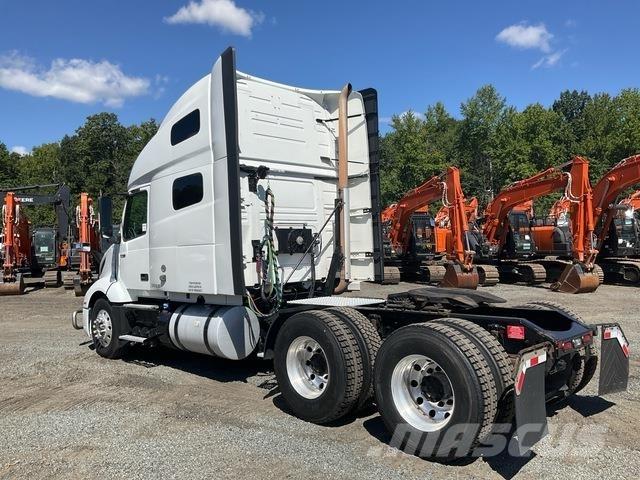 Volvo VNL760 曳引機組件