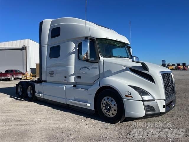 Volvo VNL860 曳引機組件