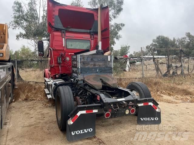 Volvo VNM 曳引機組件