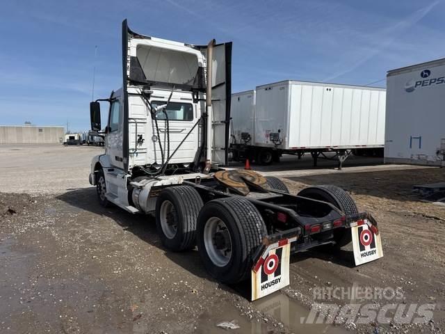 Volvo VNM 曳引機組件