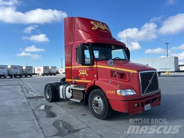 Volvo VNM 曳引機組件
