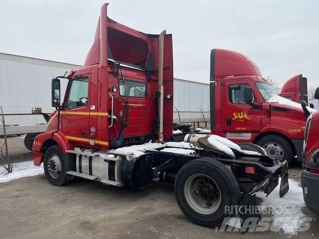 Volvo VNM 曳引機組件