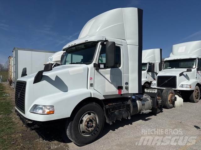 Volvo VNM 曳引機組件